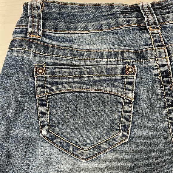 Cest TOI Women's Jean Shorts Dark Wash Siz M - Picture 5 of 9